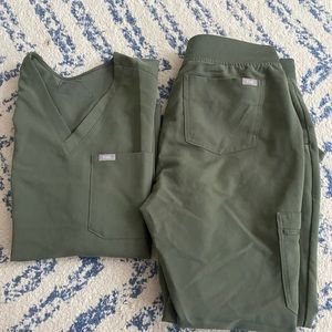 Moss Figs Jogger Set